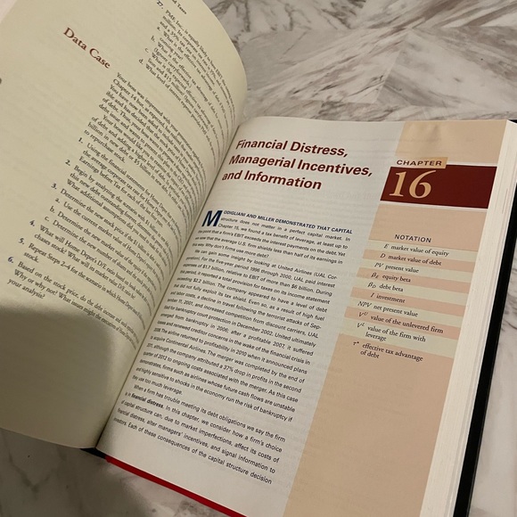 Book , Corporate Finance the core , Third Edition , Berk DeMarzo - Picture 6 of 7